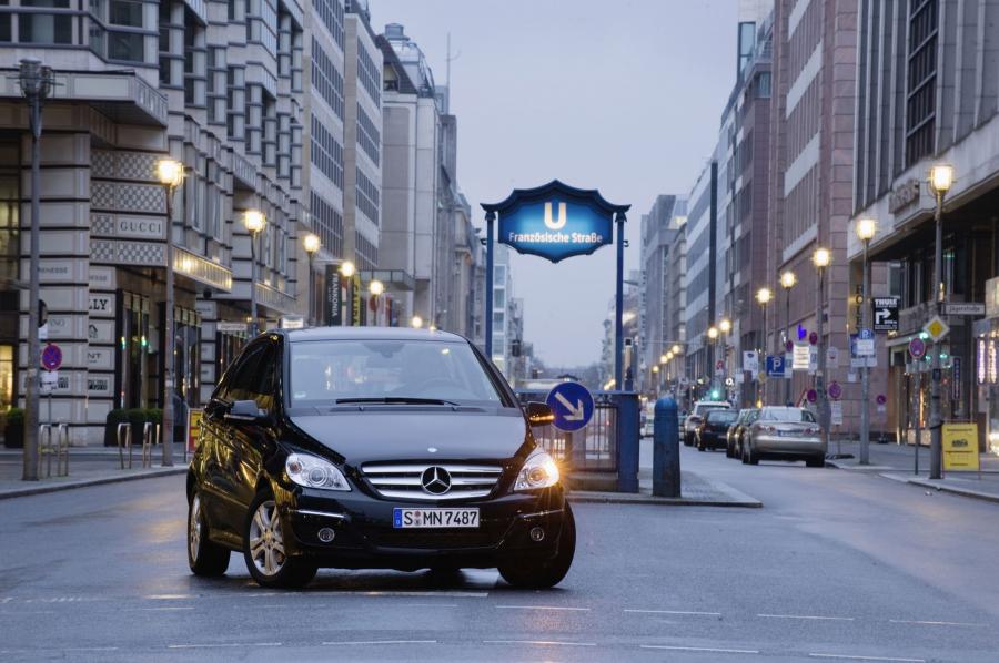  Mercedes-Benz B-Class 2009 года  (фото 28 из 86)